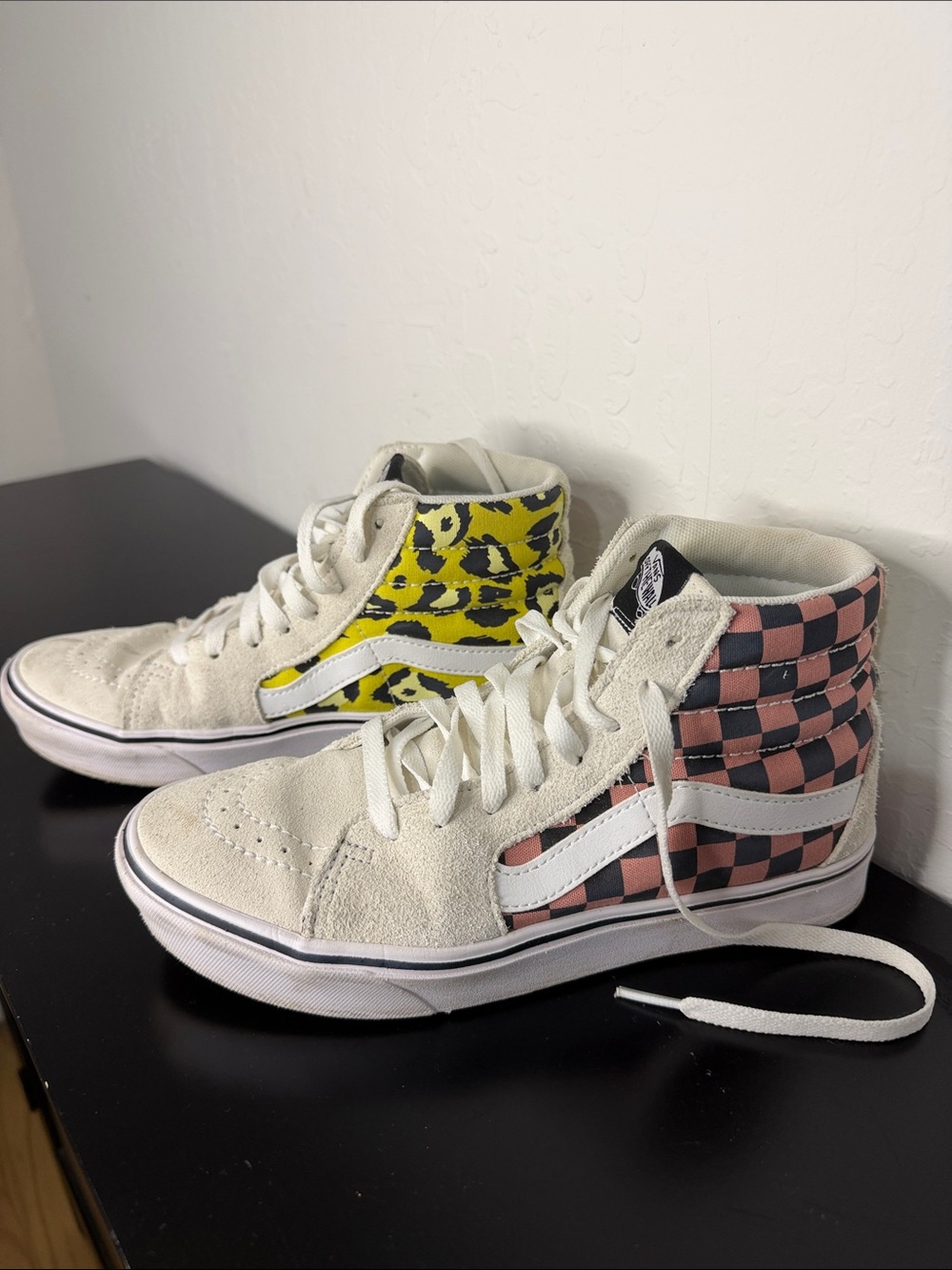 Vans Off The Wall Adult Multi Print High-Top Sneakers Men’s Sz 6.5 Women’s Sz 8